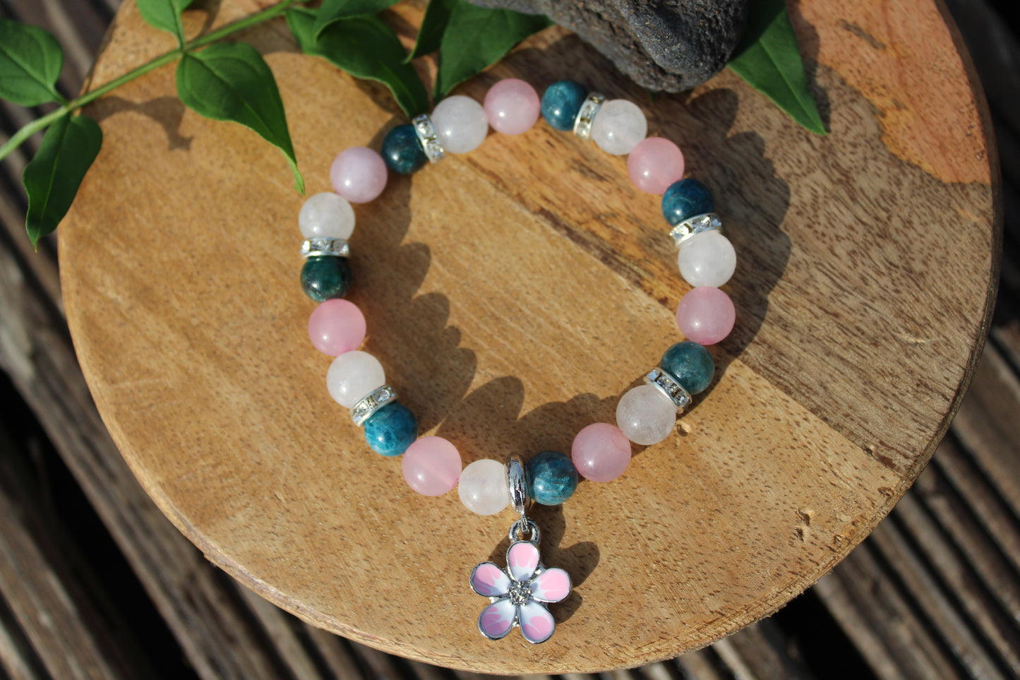 Bracelet pierres naturelles Apatite , pierre de lune et Quartz rose