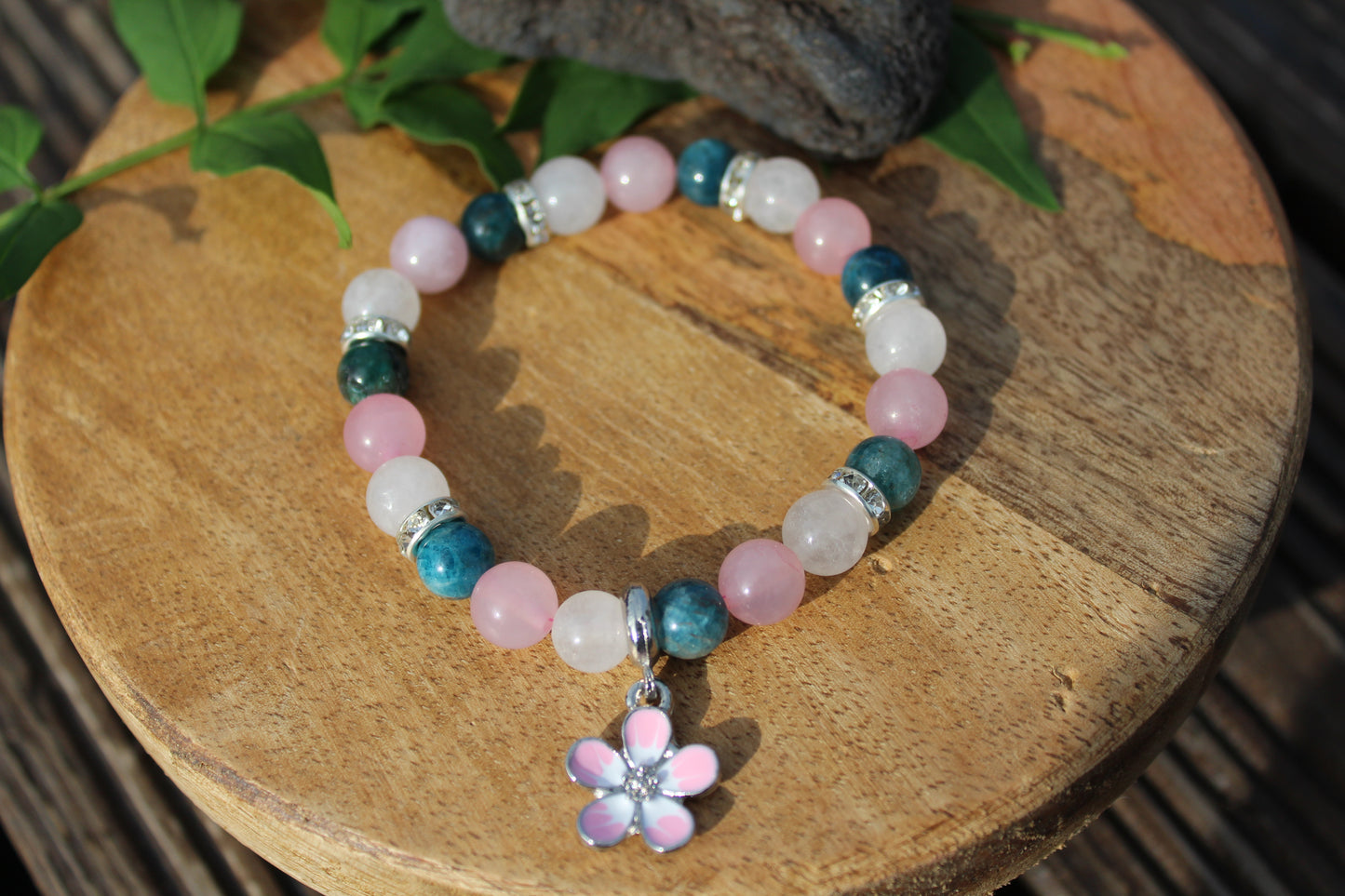 Bracelet pierres naturelles Apatite , pierre de lune et Quartz rose
