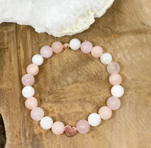 Bracelet en pierres naturelles Pierre de lune , Pierre de soleil et Quartz rose