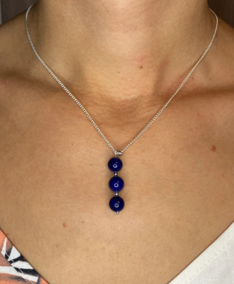 Collier en acier inoxydable avec pierres naturelles en Lapis Lazuli