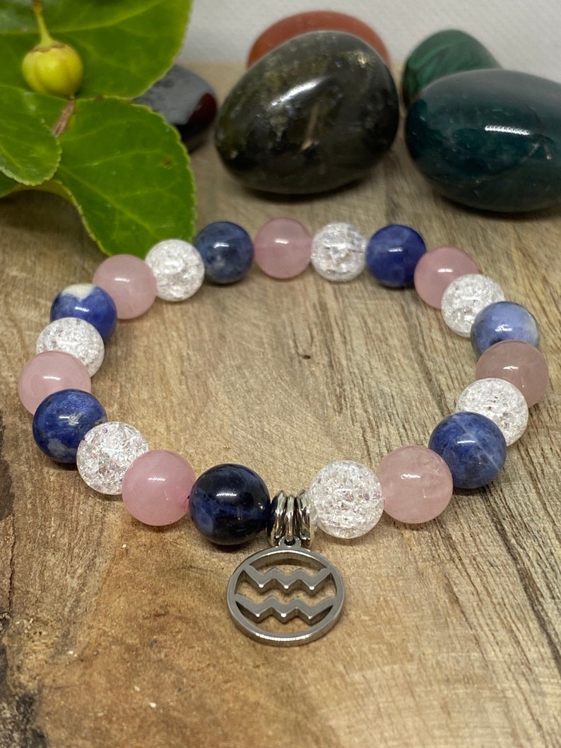 Bracelet élastique en pierres naturelles Cristal de roche, Quartz rose et Sodalite " Spécial Verseau "