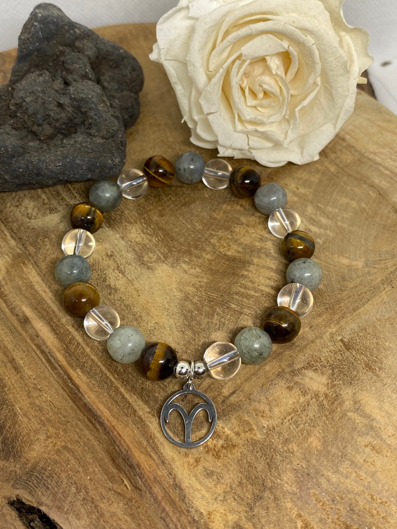 Bracelet élastique en pierres naturelles Cristal de Roche, Œil de tigre et Labradorite " Spécial Bélier "