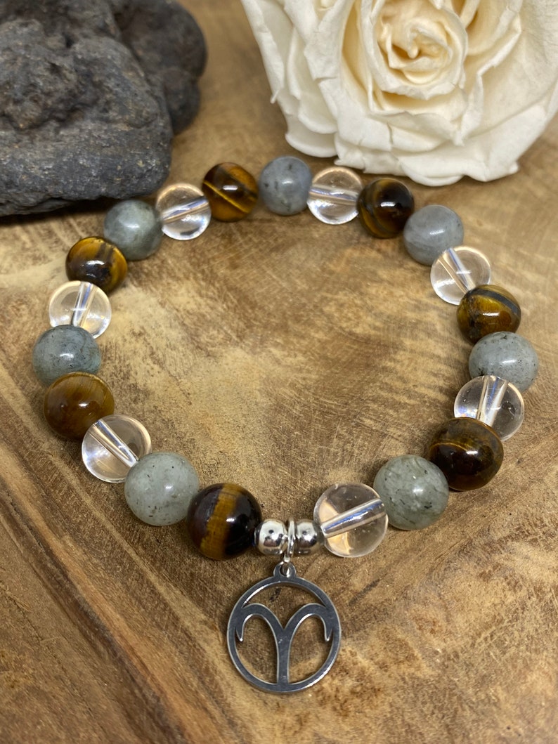 Bracelet élastique en pierres naturelles Cristal de Roche, Œil de tigre et Labradorite " Spécial Bélier "