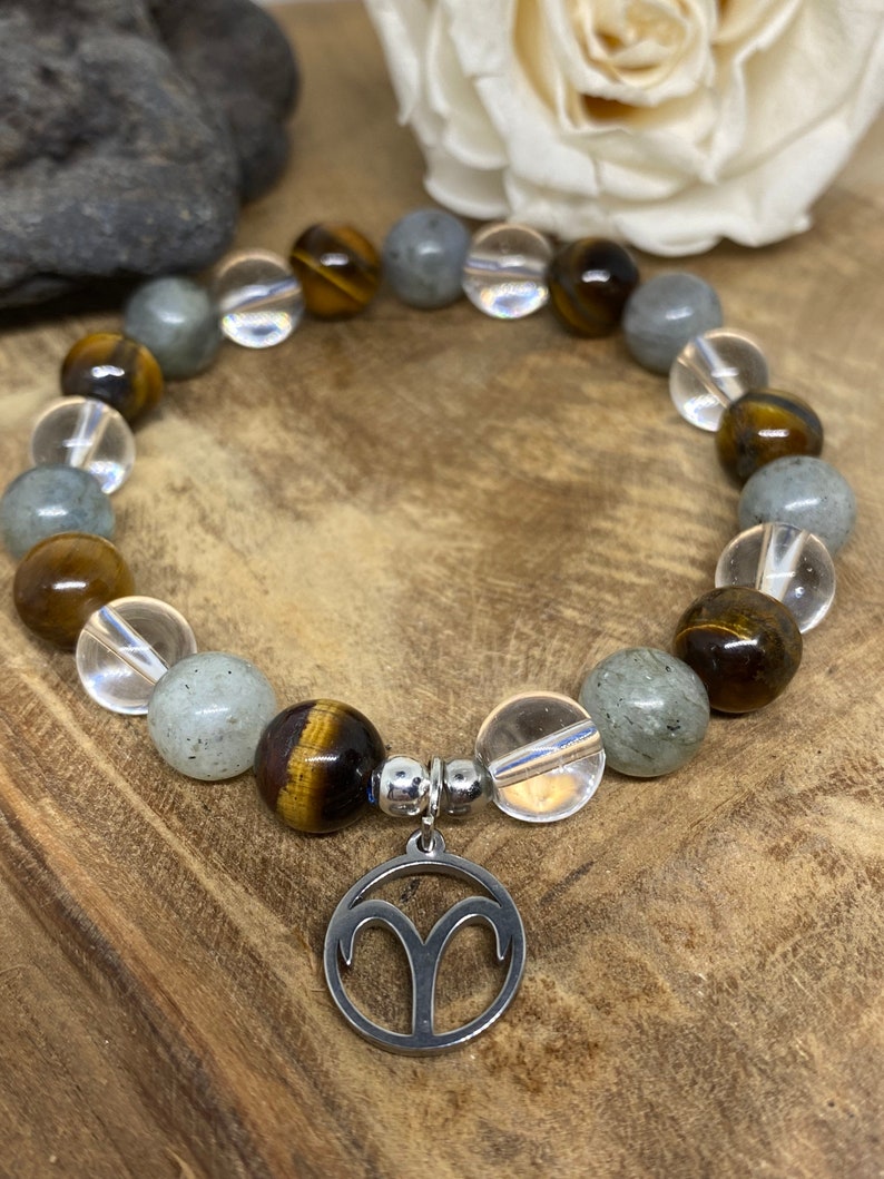 Bracelet élastique en pierres naturelles Cristal de Roche, Œil de tigre et Labradorite " Spécial Bélier "