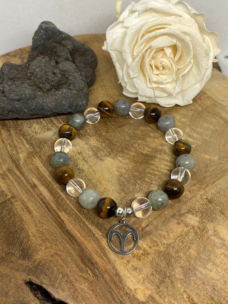 Bracelet élastique en pierres naturelles Cristal de Roche, Œil de tigre et Labradorite " Spécial Bélier "