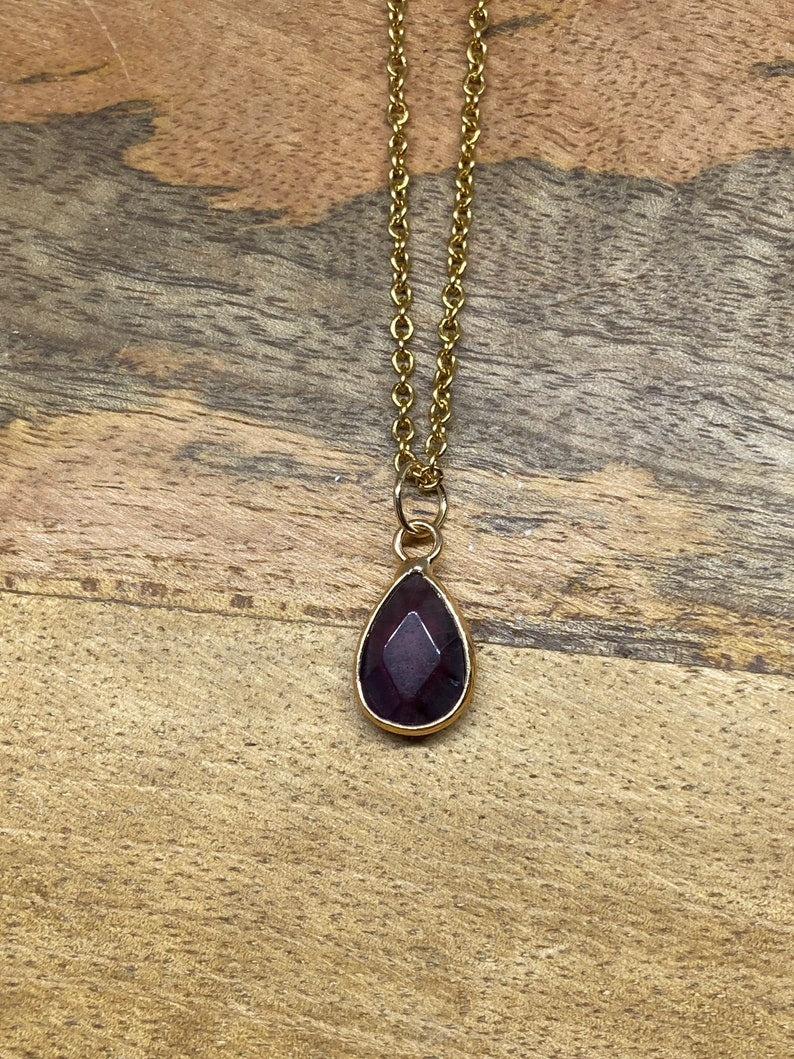 Collier en acier inoxydable en pierres naturelles Améthyste