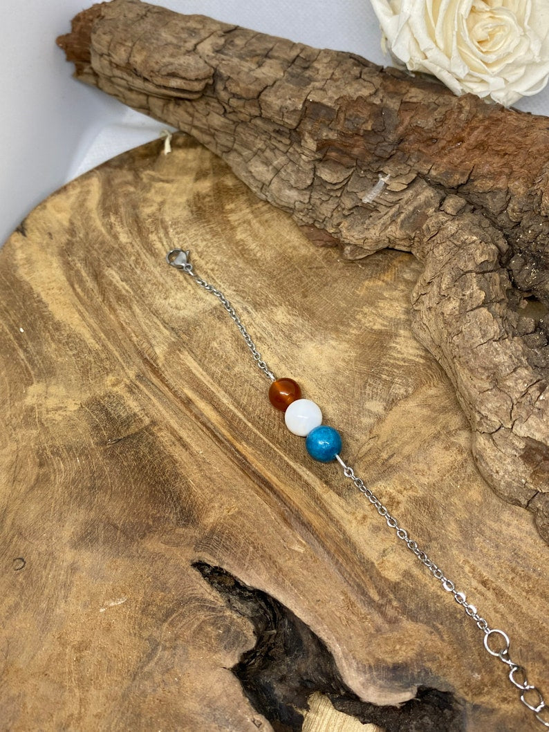 Bracelet en pierres naturelles avec Apatite, Howlite et Cornaline