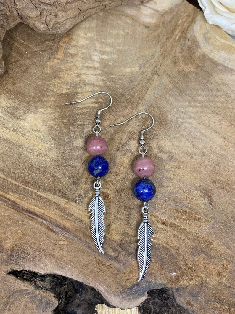 Boucles d'oreilles plume avec pierre naturelle Lapis Lazuli et Rhodochrosite