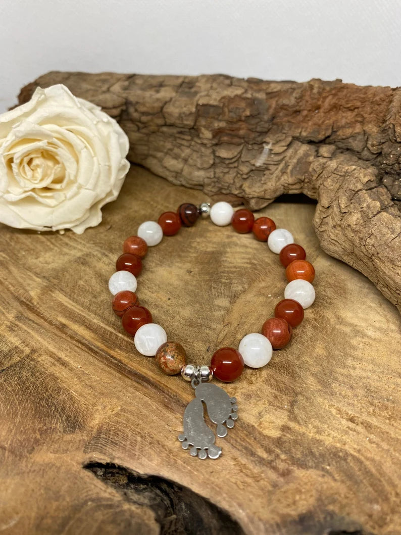 Bracelet Énergie Féminine – Cornaline, Pierre de Lune & Jaspe Rouge