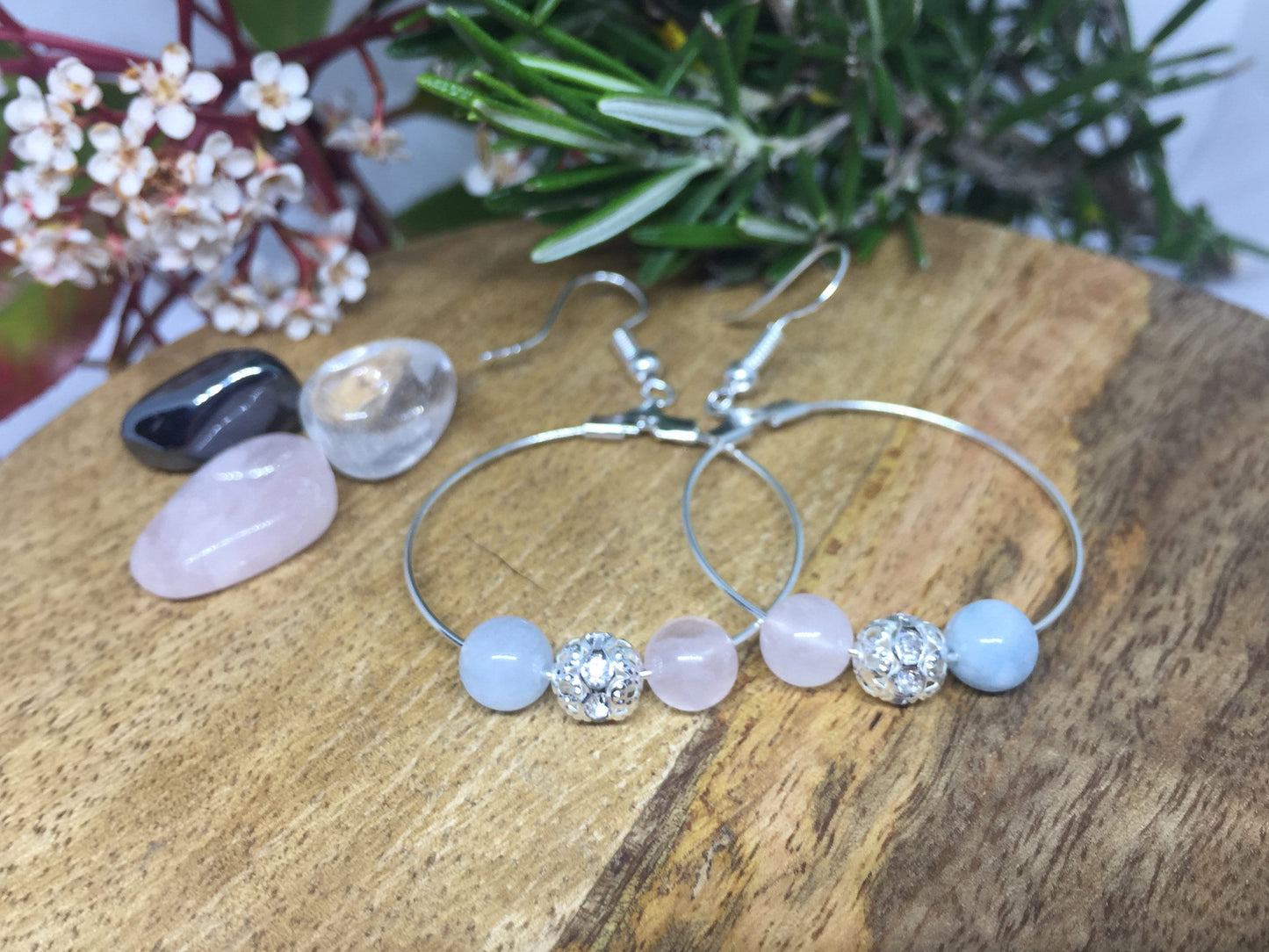 Boucles d'oreilles créoles en pierres naturelles Aigue marine , Quartz Rose