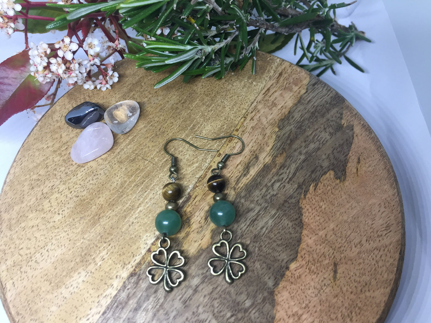 Boucles d'oreilles trèfle avec pierre naturelle Œil de tigre, Aventurine
