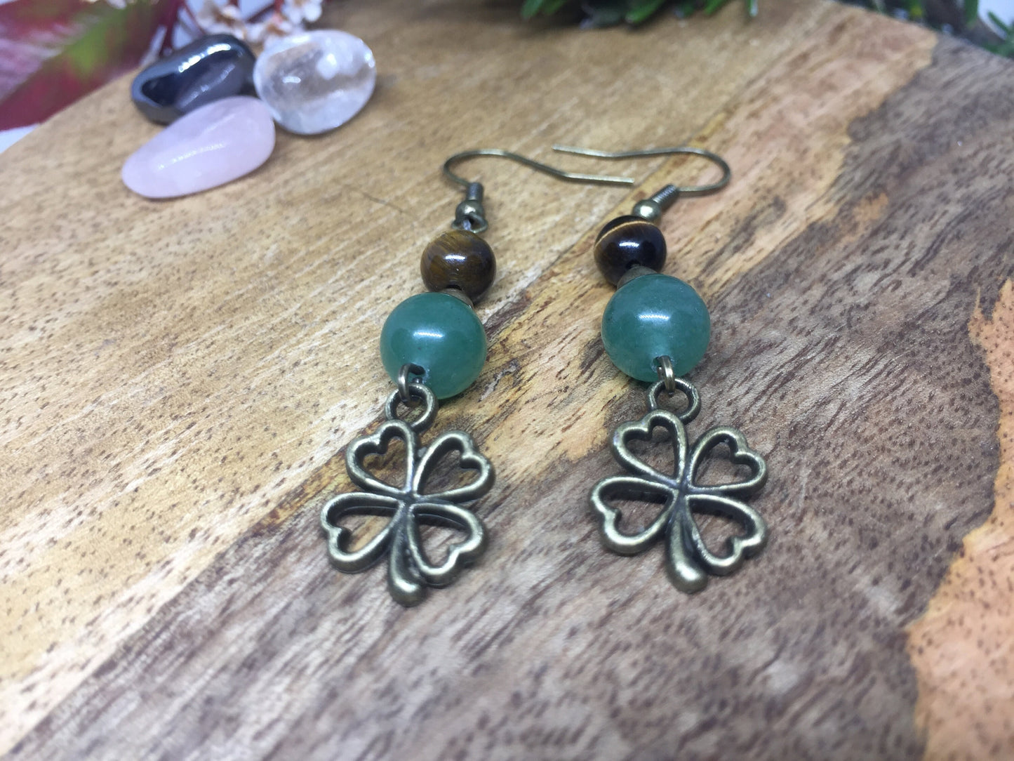 Boucles d'oreilles trèfle avec pierre naturelle Œil de tigre, Aventurine
