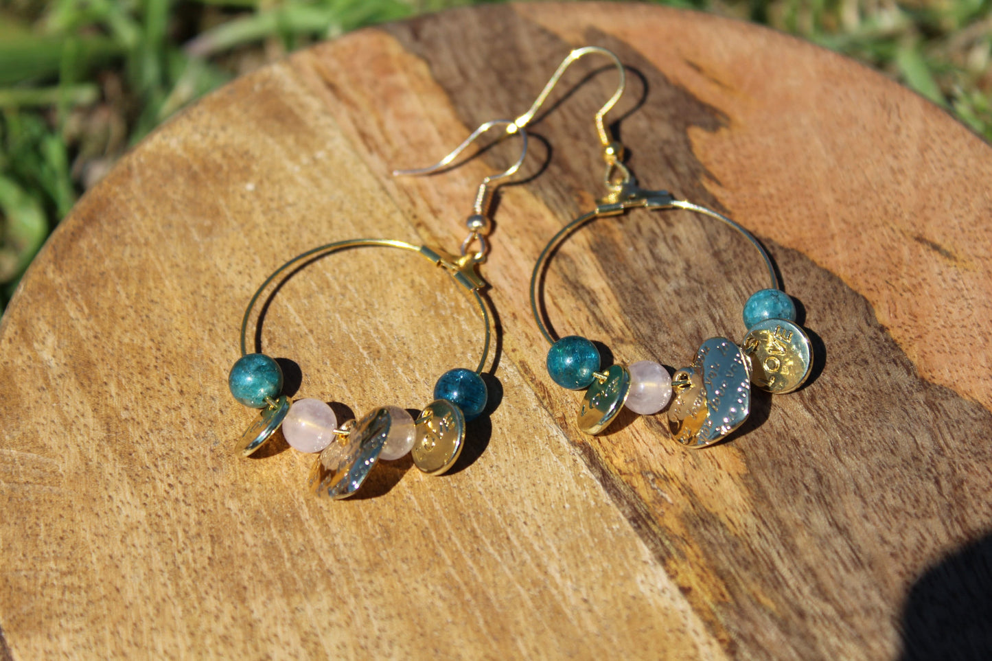 Boucles d'oreilles en Apatite et Quartz Rose