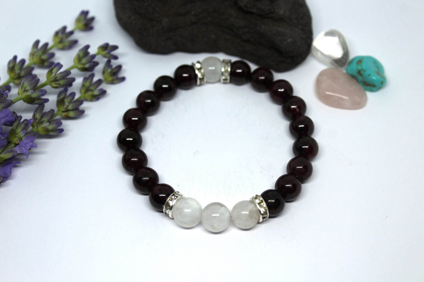 Bracelet en pierres naturelles Grenat et Pierre de Lune