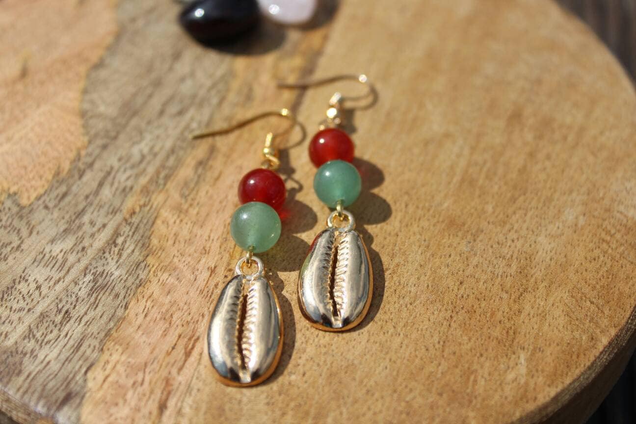 Boucles d'oreilles coquillage avec pierre naturelle Aventurine et Cornaline