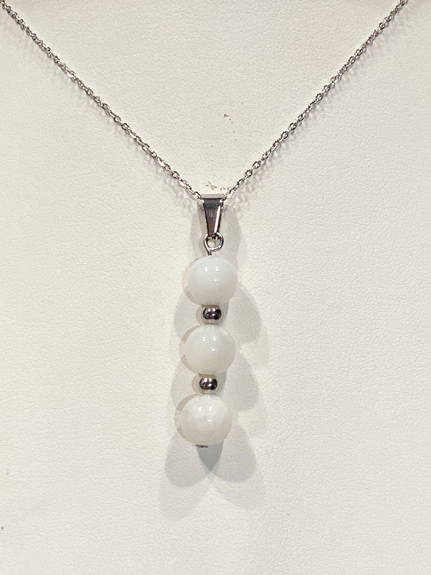 Collier Pierre de Lune et acier inoxydable