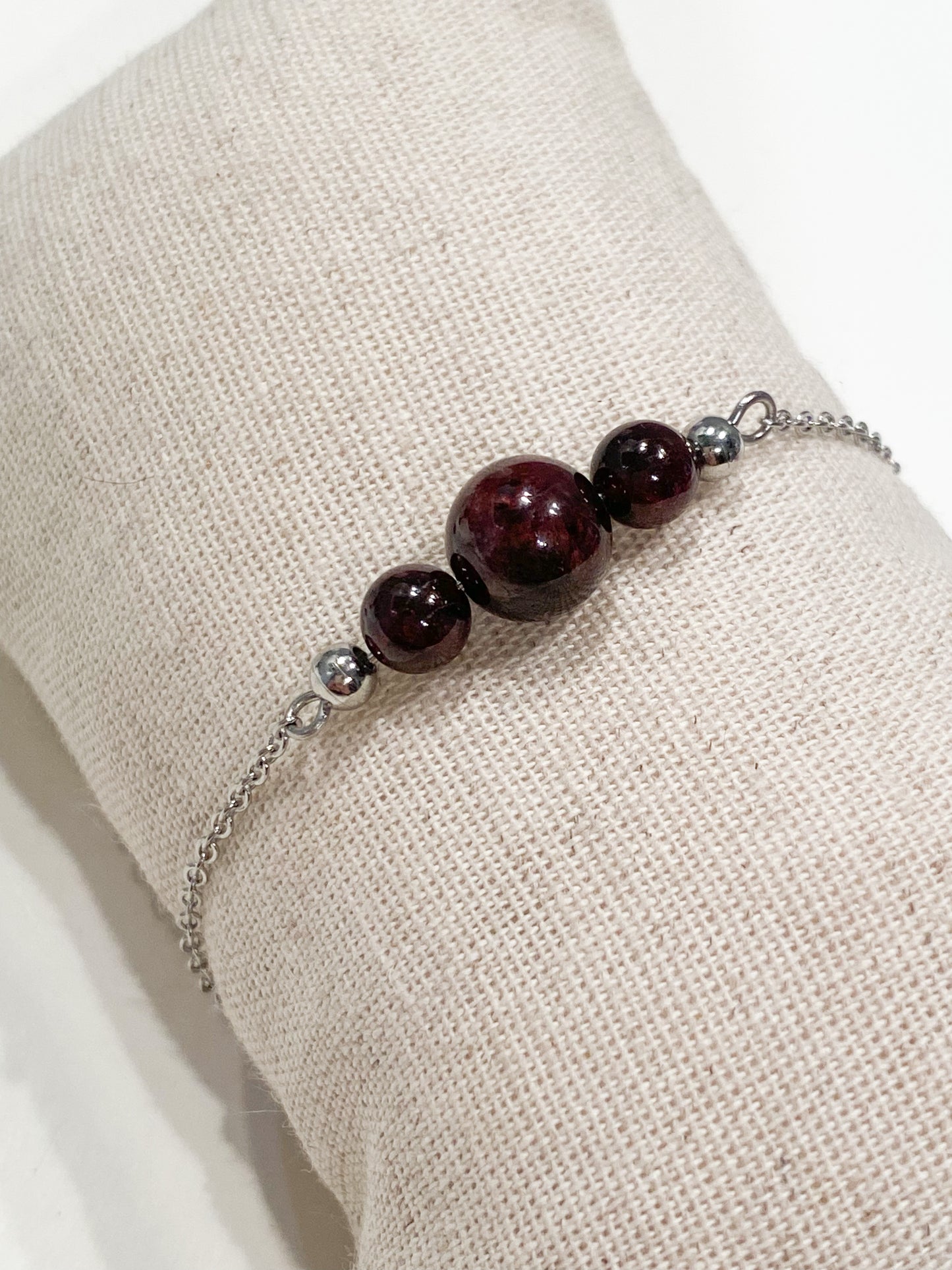 Bracelet Grenat pierre de naissance Janvier
