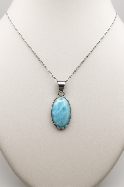 Collier Larimar en Acier Argenté – Pierre Apaisante & Énergie de la Mer des Caraïbes