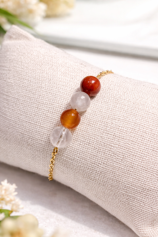Bracelet Féminin Sacré – Pierre de Lune, Cornaline & Jaspe Rouge sur Acier Doré