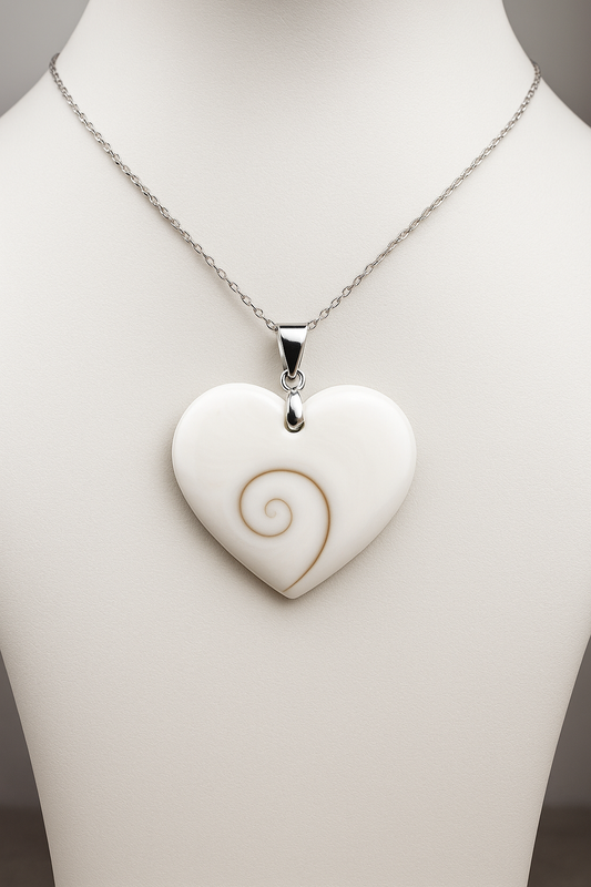 Collier Sainte Lucie en Acier Argenté – Porte-Bonheur & Protection Énergétique