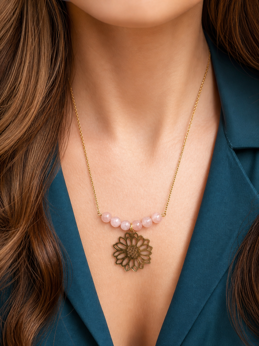 Collier en Pierre de Soleil Naturelle et Acier Inoxydable Doré – Bijou Lumineux Femme