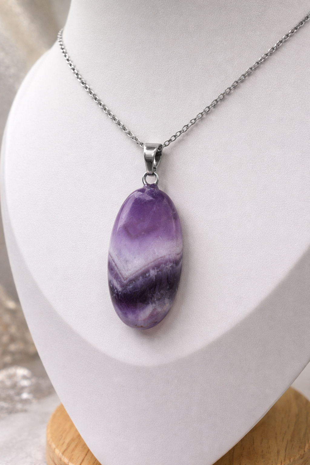Collier pendentif améthyste acier couleur argent