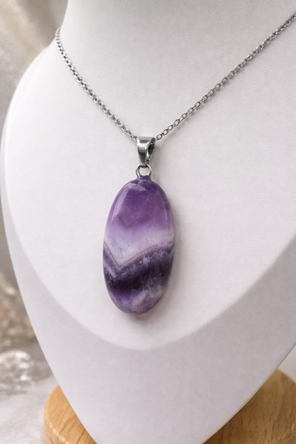 Collier pendentif améthyste acier couleur argent