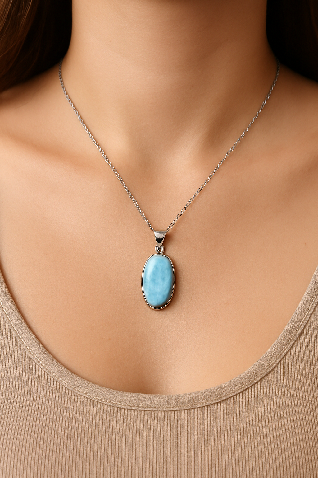 Collier Larimar en Acier Argenté – Pierre Apaisante & Énergie de la Mer des Caraïbes