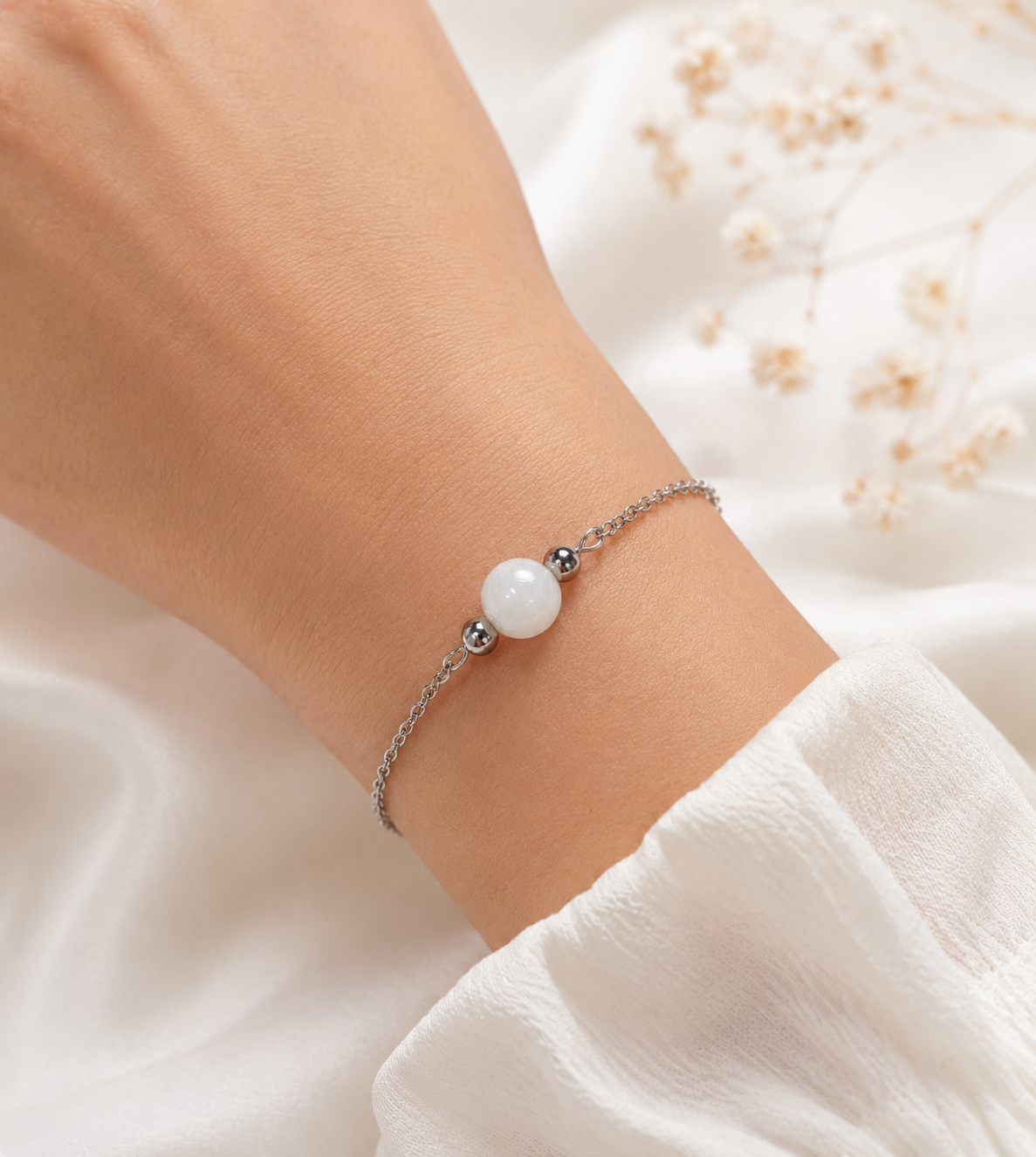 Bracelet en Pierre de Lune Naturelle et Acier Argenté – Bijou Raffiné et Durable