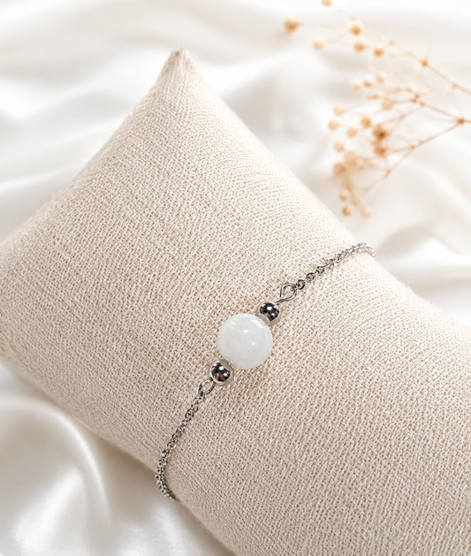 Bracelet en Pierre de Lune Naturelle et Acier Argenté – Bijou Raffiné et Durable