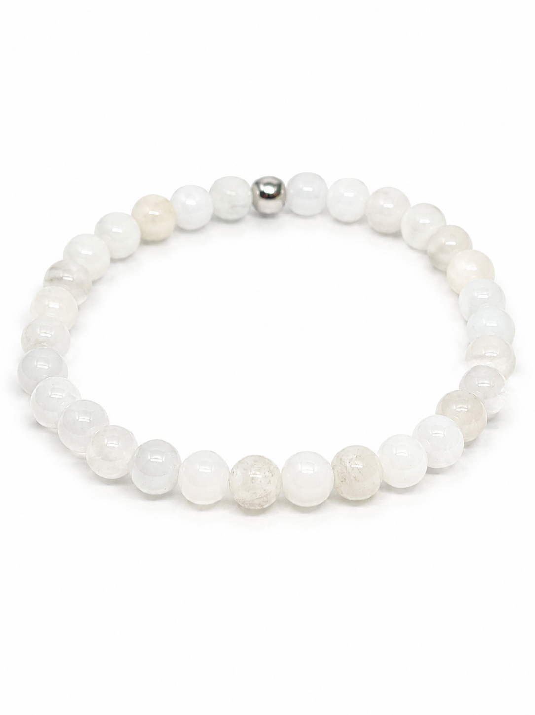 Bracelet Pierre de Lune 6mm : Bienfaits Émotionnels et Élégance Discrète