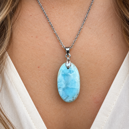 Collier larimar naturel sur chaîne en acier inoxydable argenté