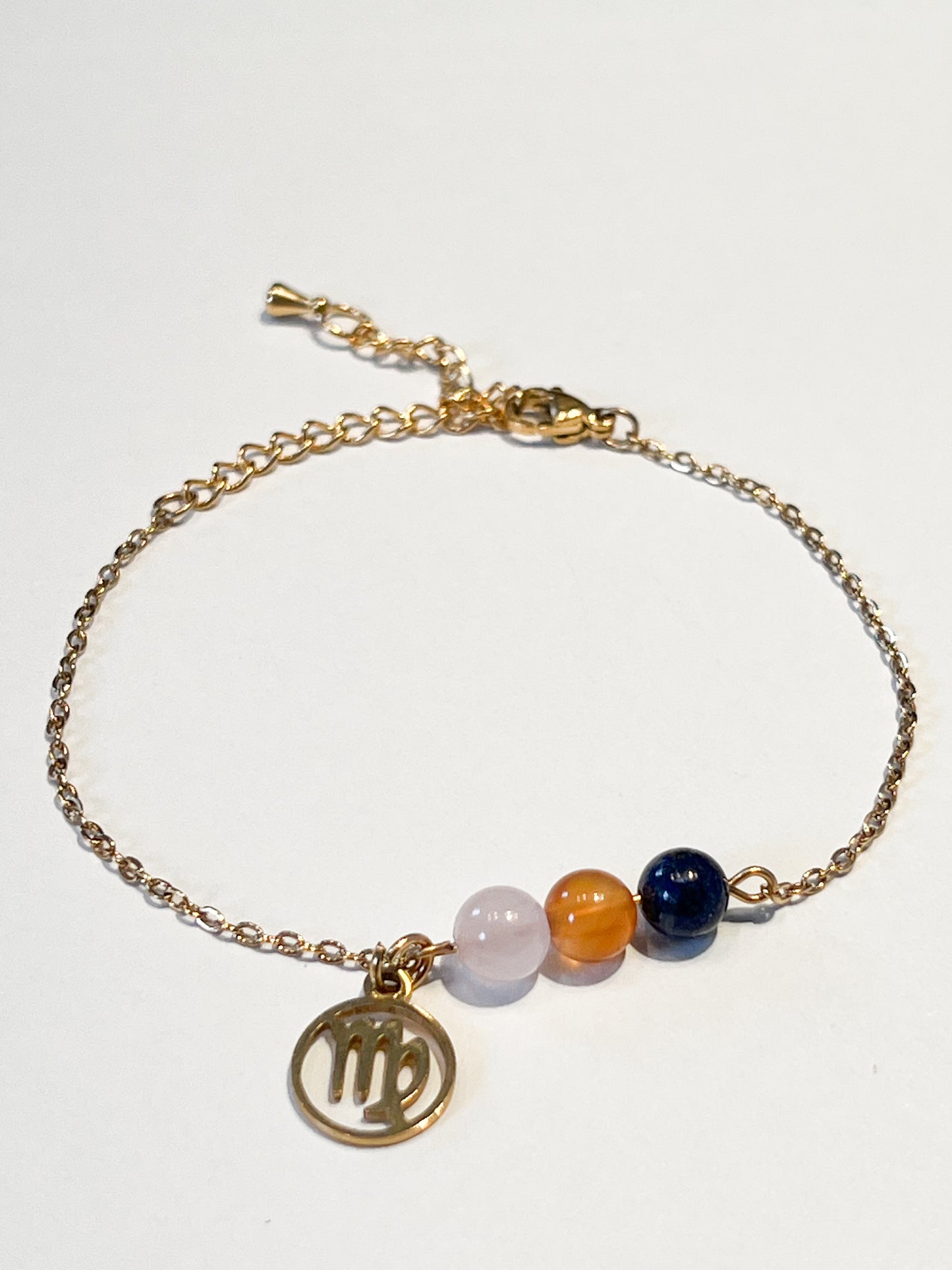 Bracelet signe Vierge en acier doré avec quartz rose, cornaline, lapis lazuli