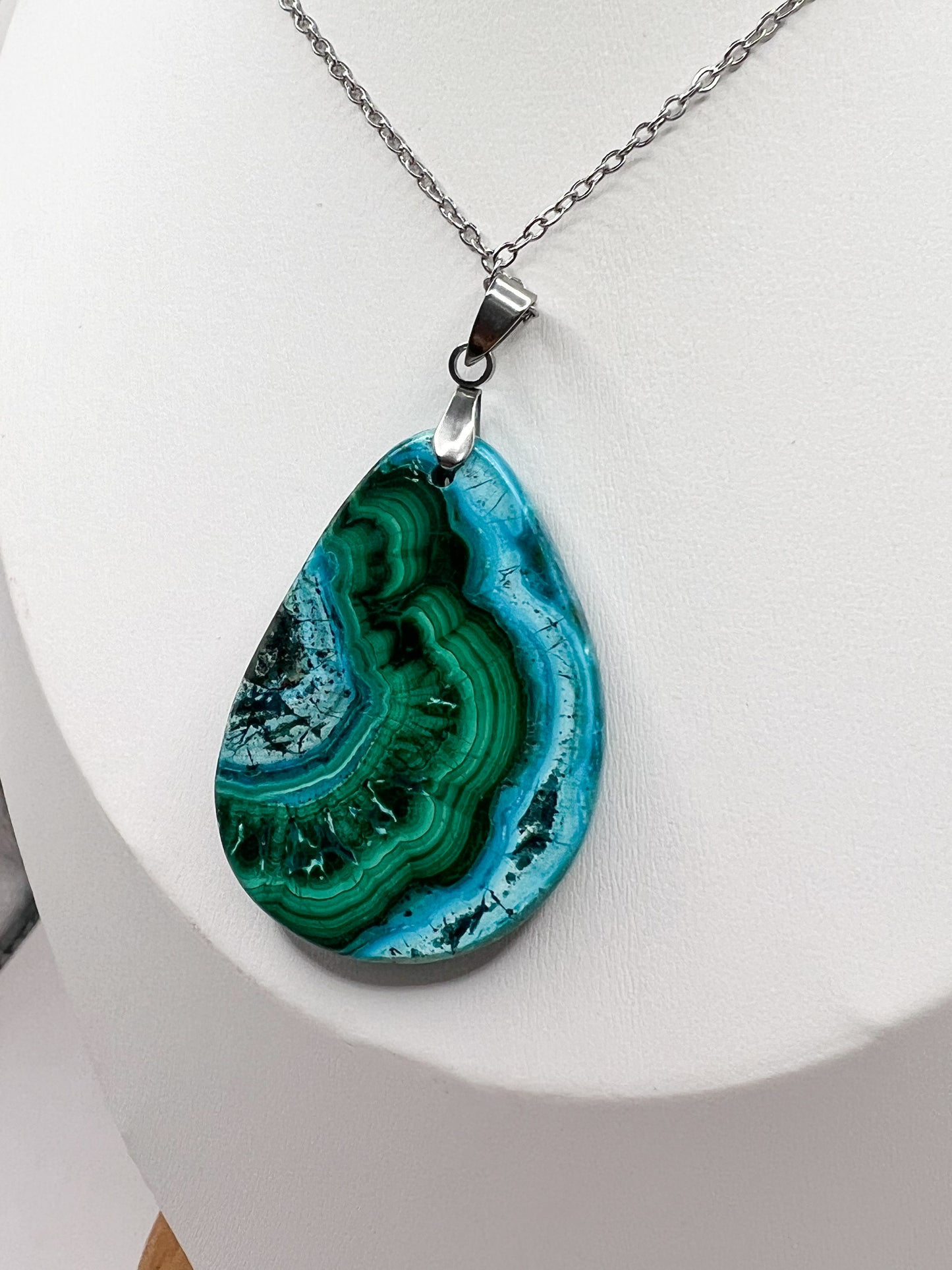 Collier azurite malachite en acier inoxydable argenté – pierre naturelle bleu vert, bijou de lithothérapie femme