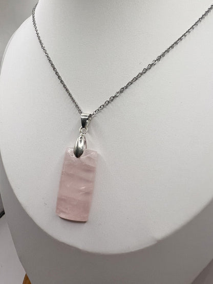 Collier quartz rose femme en acier inoxydable argenté – bijou pierre naturelle amour