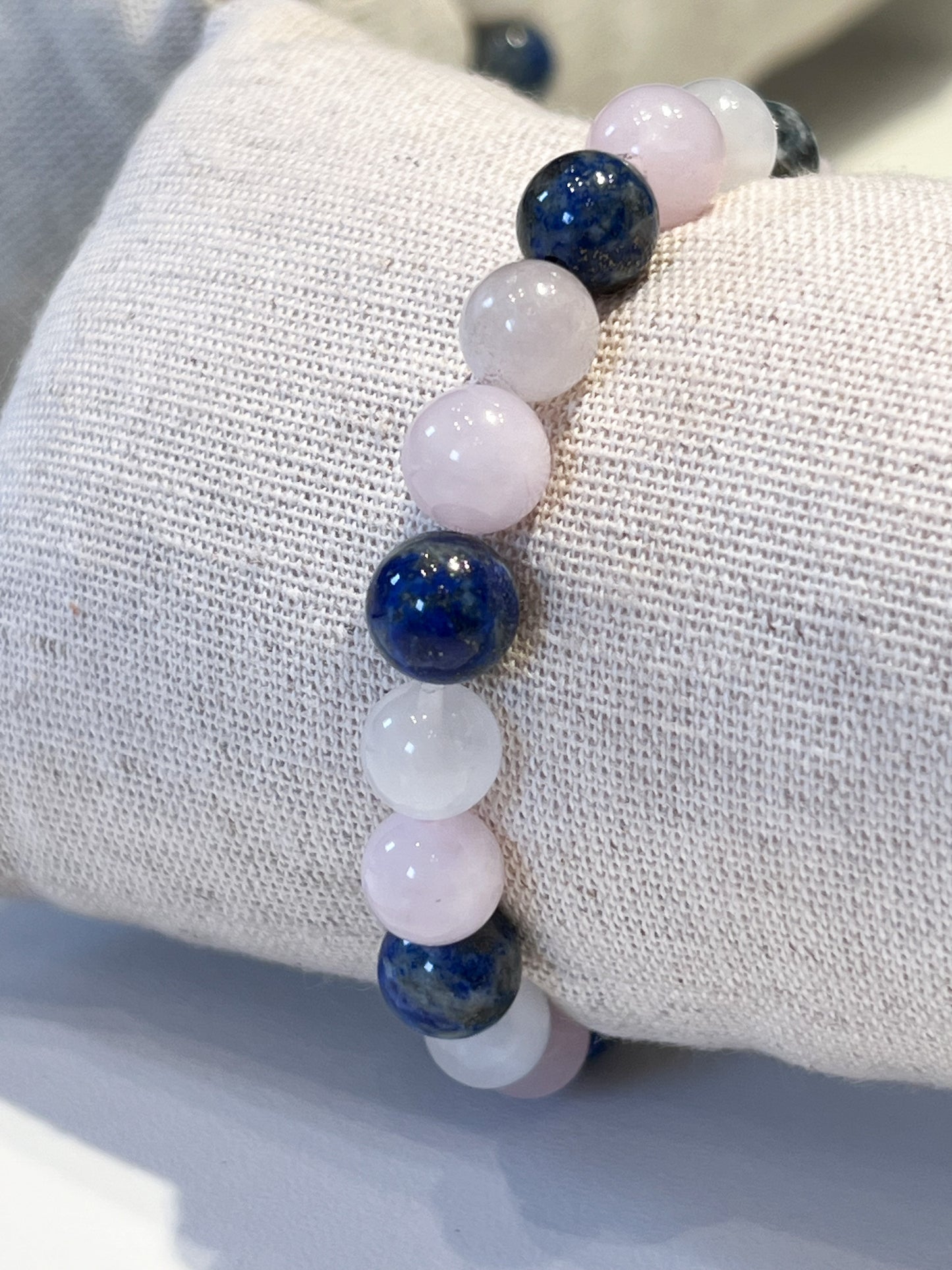 BracBracelet Astro Cancer en Pierre de Lune, Quartz Rose et Lapis Lazuli : Harmonie et Protection