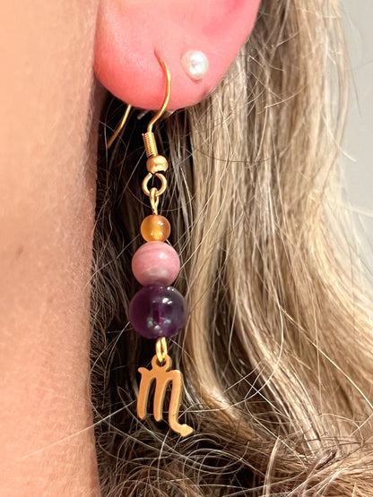 Boucles d'Oreilles Doré Scorpion en Acier avec Améthyste, Rhodochrosite et Cornaline