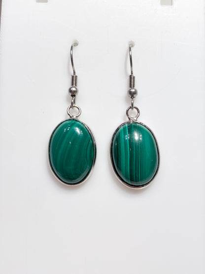 Boucles d'Oreille en Malachite : Harmonisez votre Style avec l'Énergie de la Nature