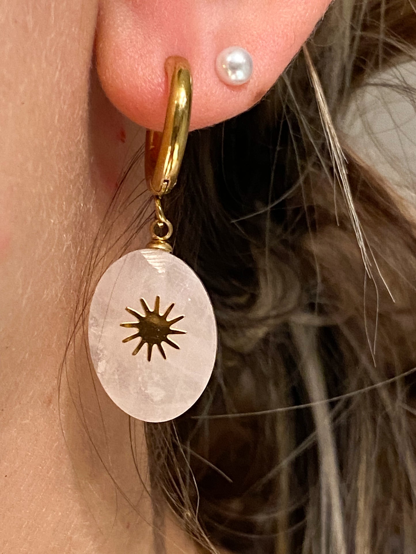 Boucles d'Oreilles Étoilées en Quartz Rose: Élégance Naturelle en Acier Inoxydable