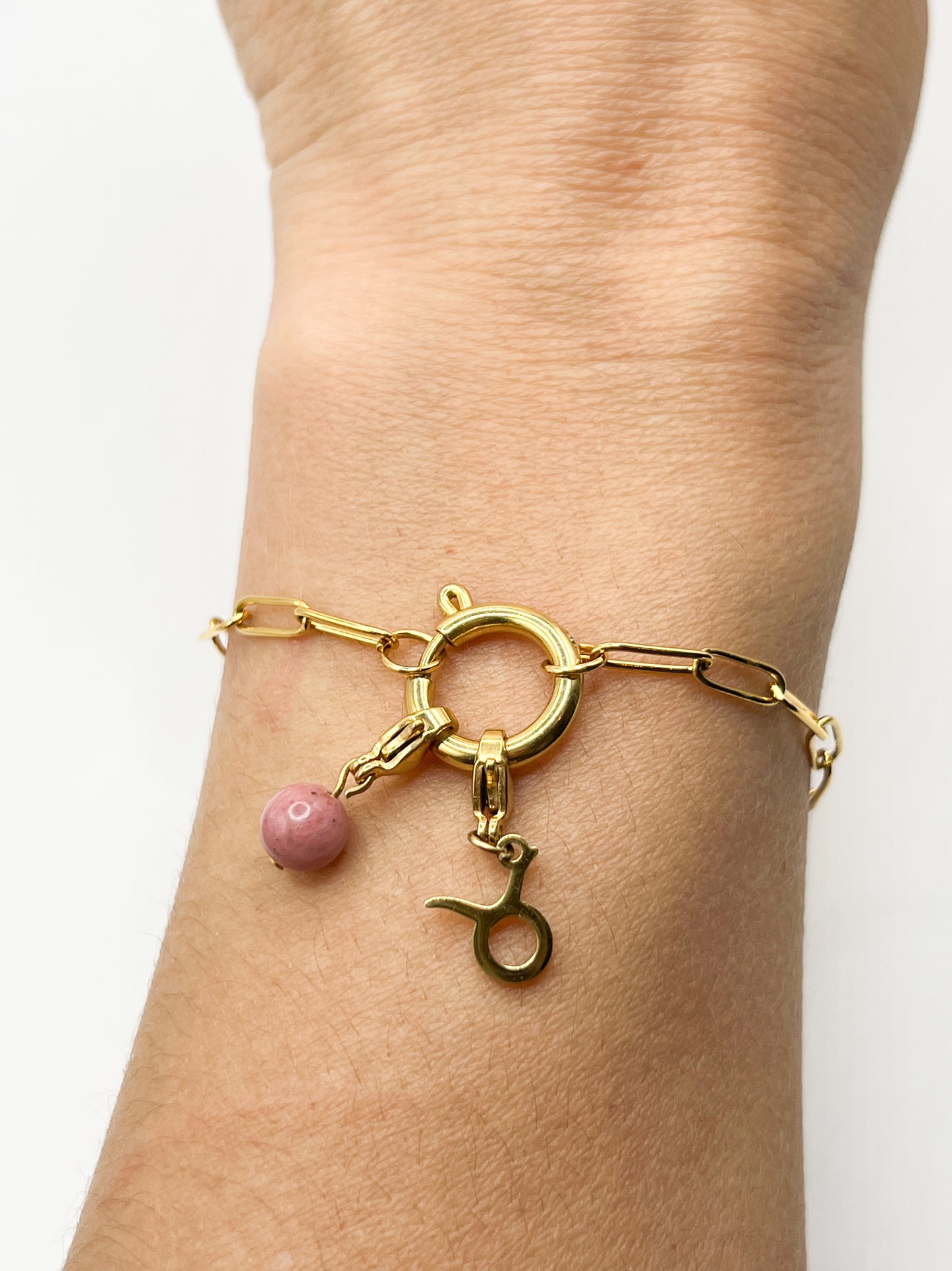 Bracelet Signe Astrologique Taureau – Acier Doré Élégant et Intemporel