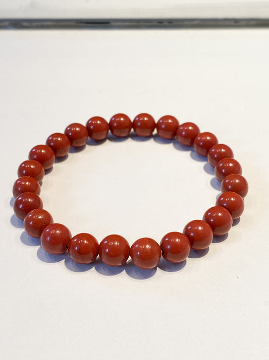 Bracelet en Jaspe Rouge 8mm : Élégance Naturelle et Énergie Revitalisante