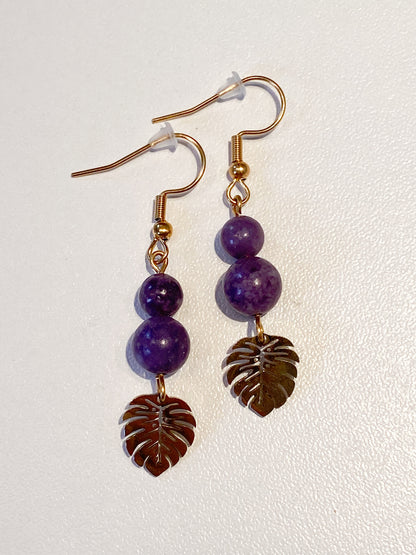 Boucles d'Oreilles en Lépidolite et Acier Inoxydable Doré – Bijoux Nature et Sophistication