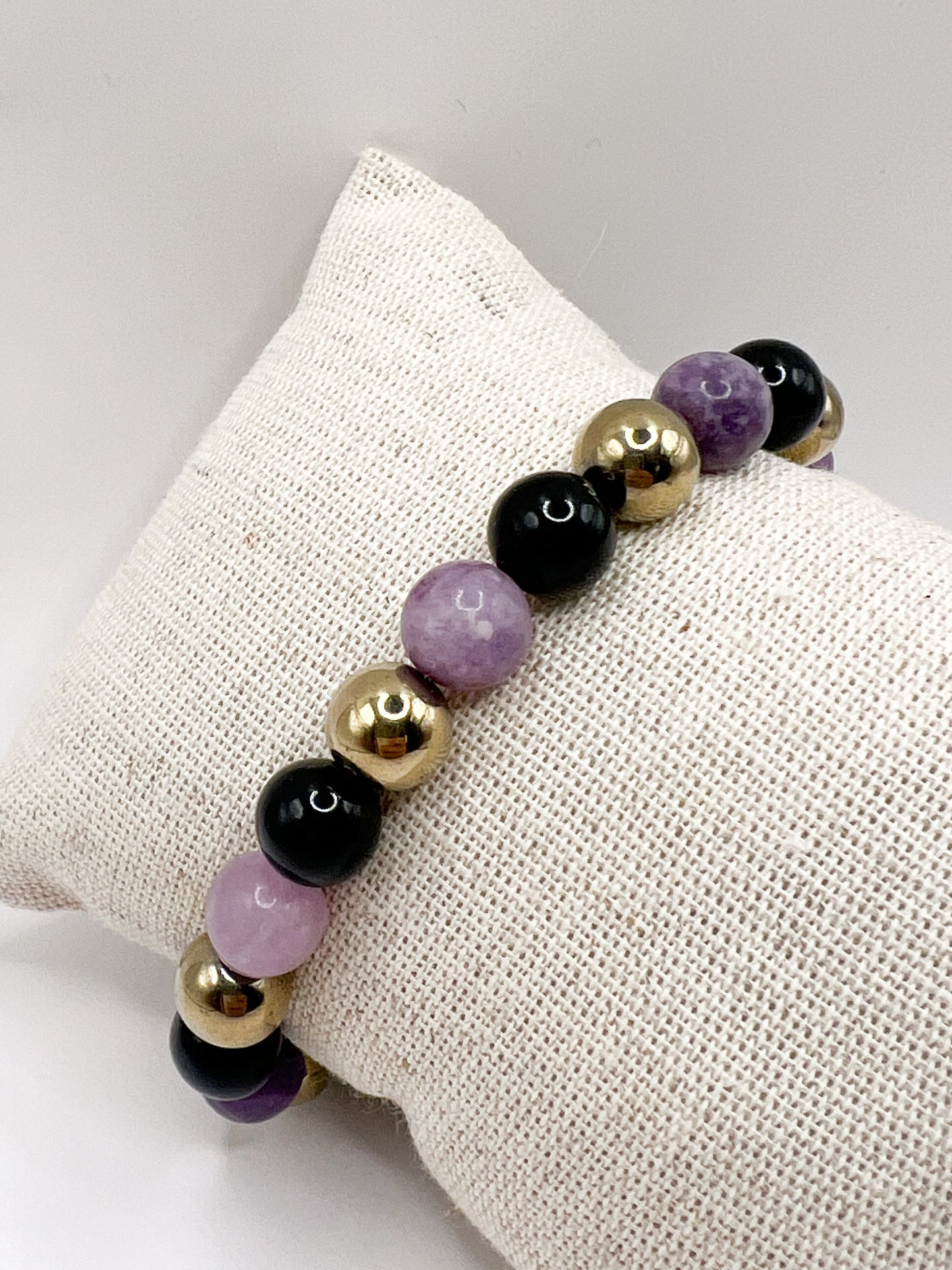 Bracelet Protection & Ancrage – Lépidolite, Obsidienne Noire et Hématite Dorée en Pierres Naturelles