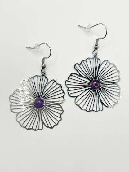 Boucles d’Oreilles Fleur en Améthyste Naturelle – Élégance Féminine & Apaisement Émotionnel