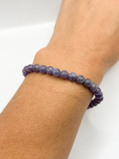 Bracelet Saphir 6 mm en Pierres Naturelles – Énergie, Sagesse & Protection