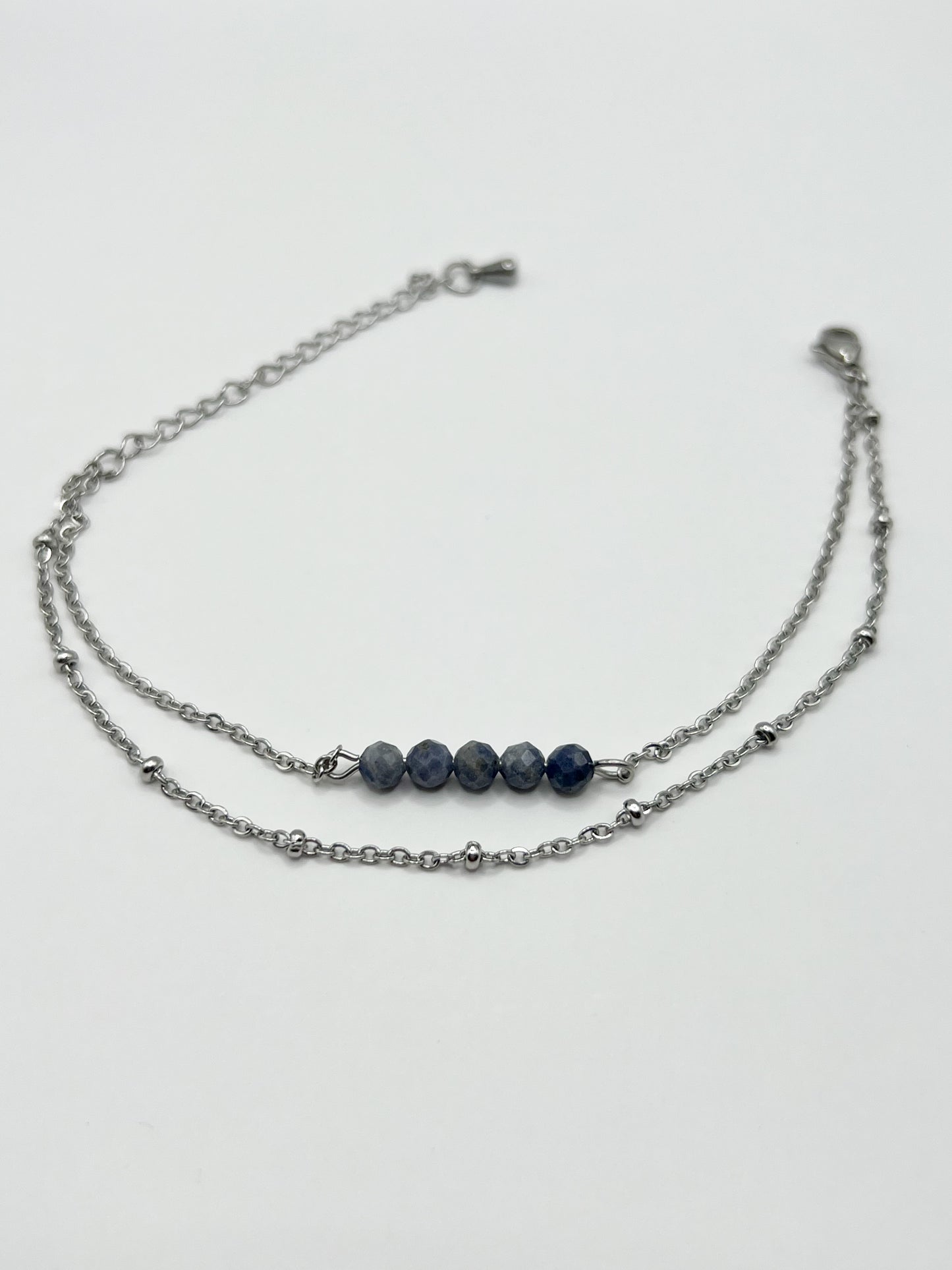 Bracelet Saphir Double Rang en Acier argenté – Élégance, Protection & Énergie