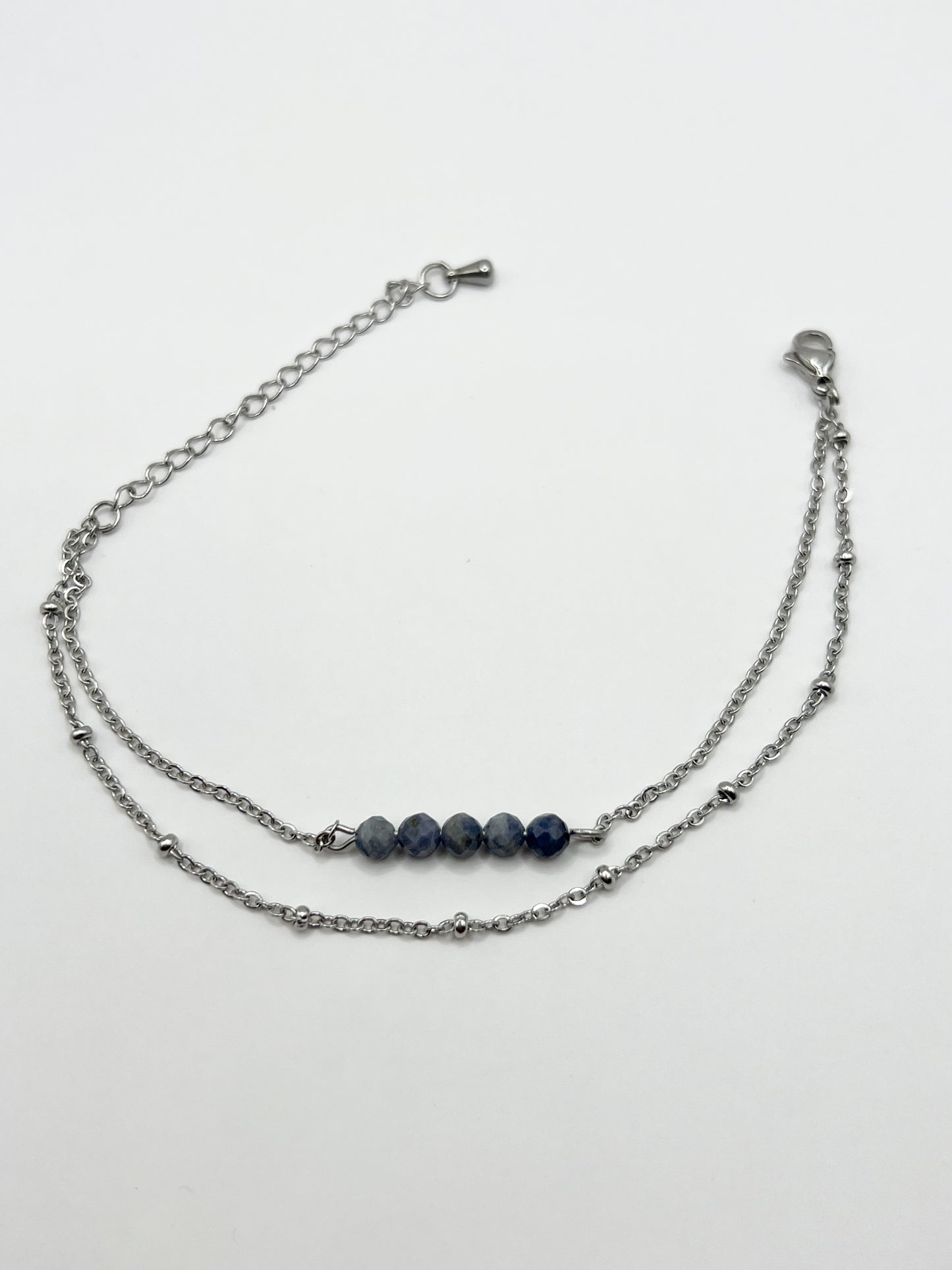 Bracelet Saphir Double Rang en Acier argenté – Élégance, Protection & Énergie
