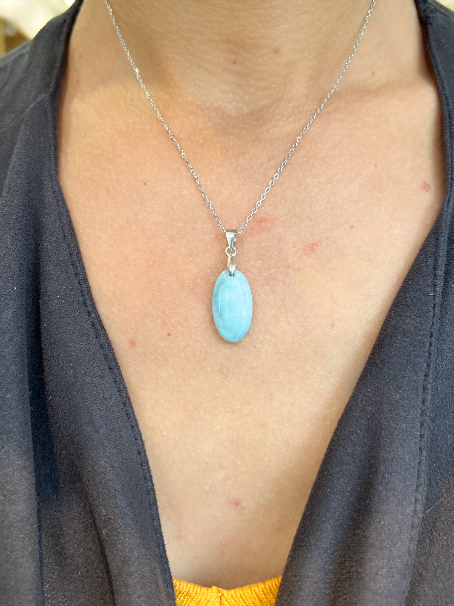 Collier en Larimar Naturel – Pierre Bleue Apaisante et Énergétique