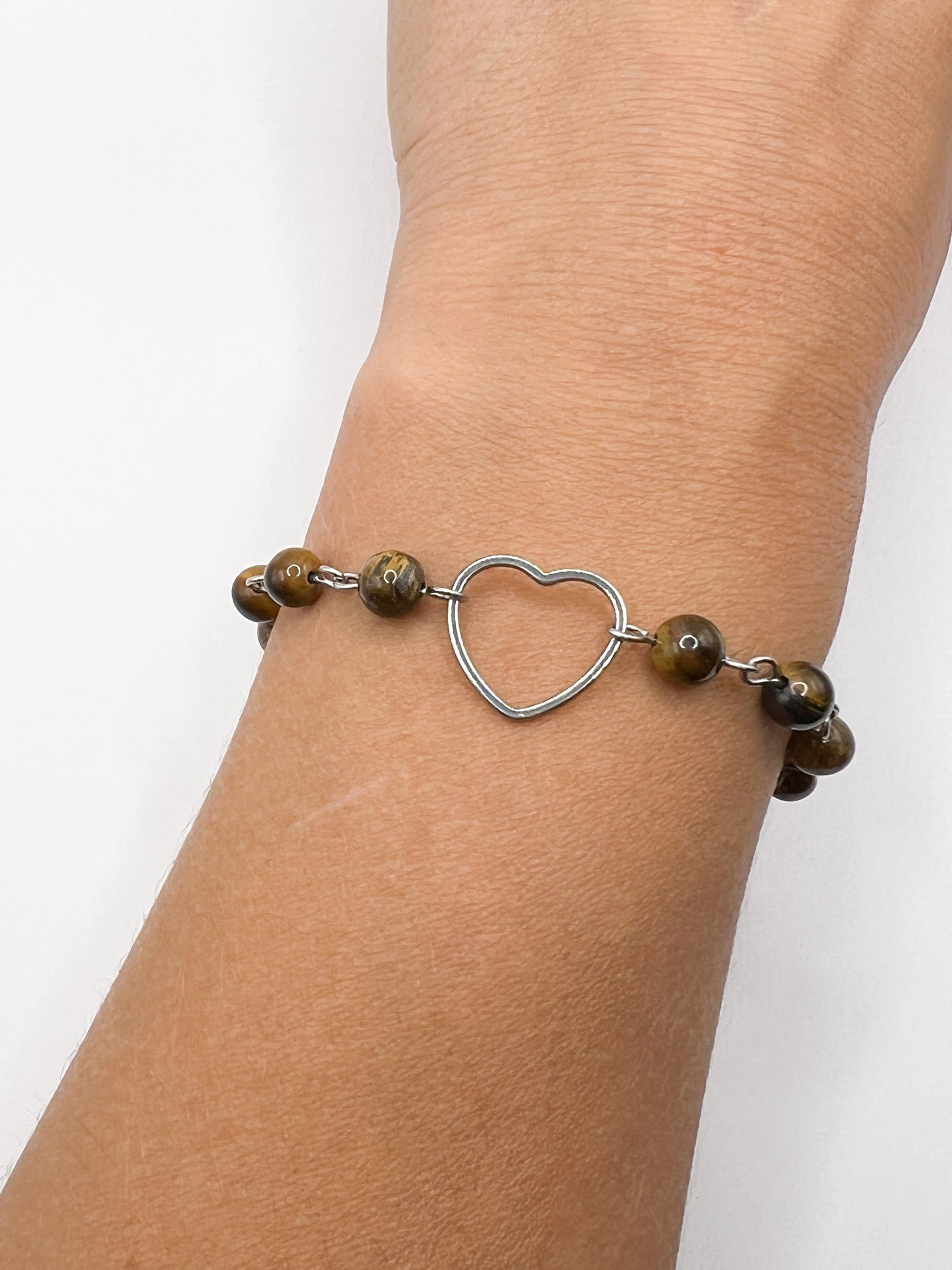 Bracelet Cœur en Œil de Tigre & Acier Inoxydable Argenté – Protection, Confiance & Énergie Positive