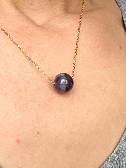 Collier en Améthyste & Acier Inoxydable Doré – Élégance, Calme & Énergie Positive